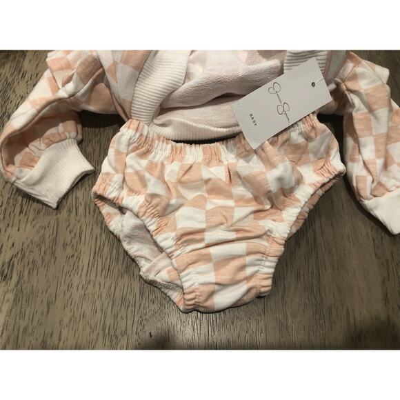 Jessica Simpson Pink and White Ruffle Sweatshirt and Carters Peach Onesie - 3/6M - Picture 3 of 6